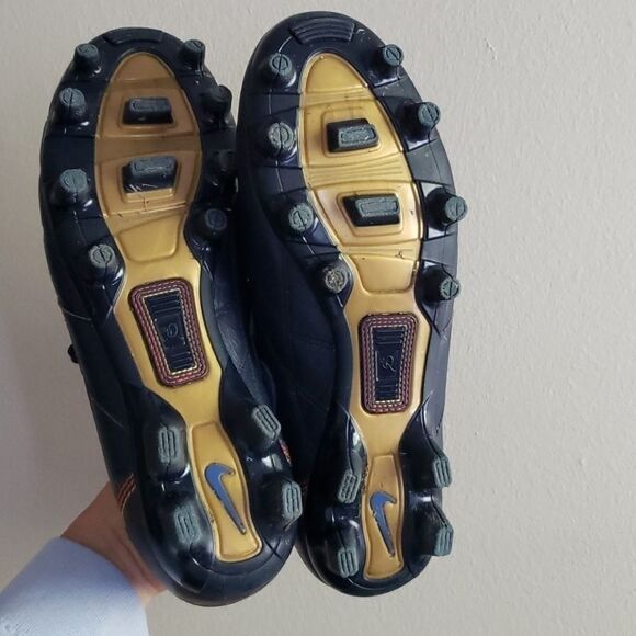 Nike Tiempo Ronaldinho 10R soccer cleats boots - Picture 8 of 12